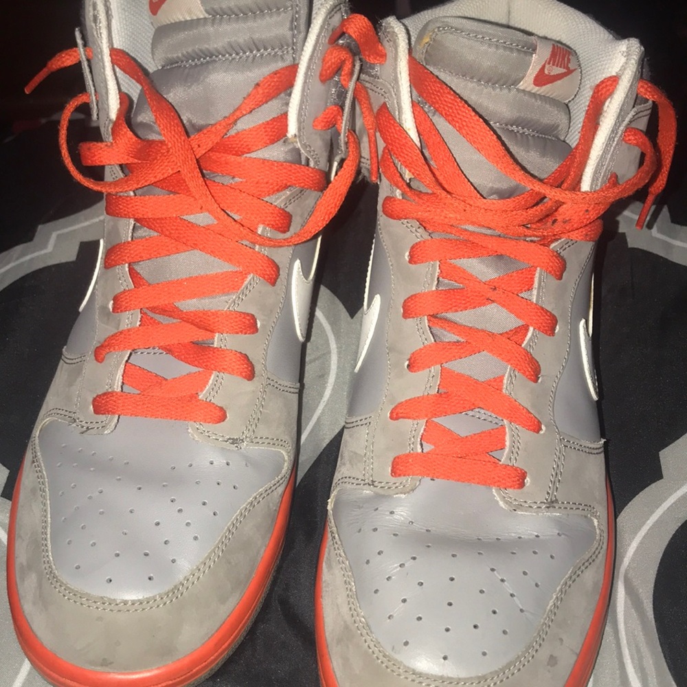 Nike Dunks (Grey/Orange)!